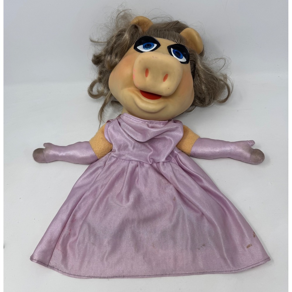 Vintage 1977 Fisher-Price Miss Piggy Muppet Doll 855 Jim Henson Purple Dress